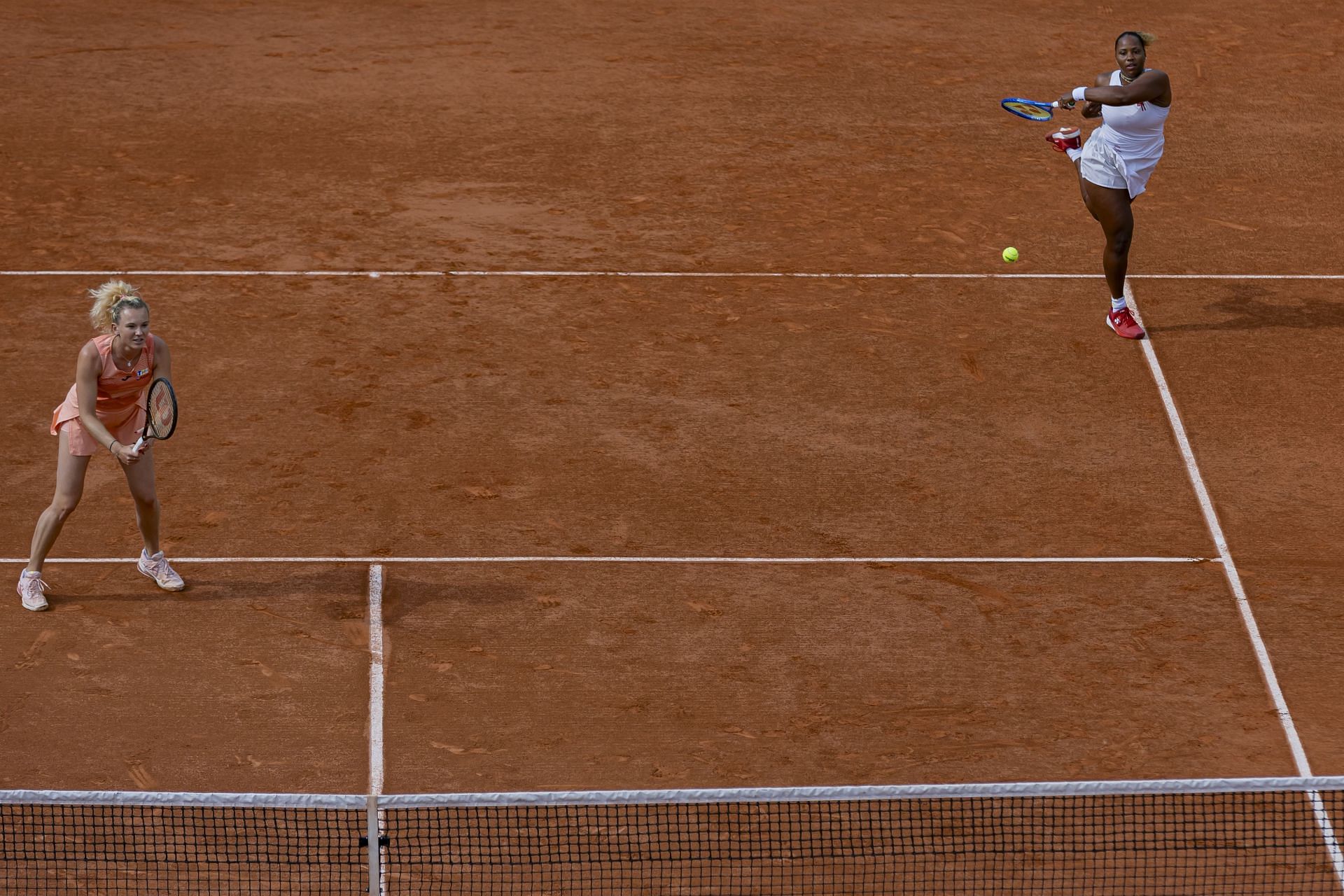 Townsend and Siniakova at the 2025 French Open - Day Nine - Source: Getty